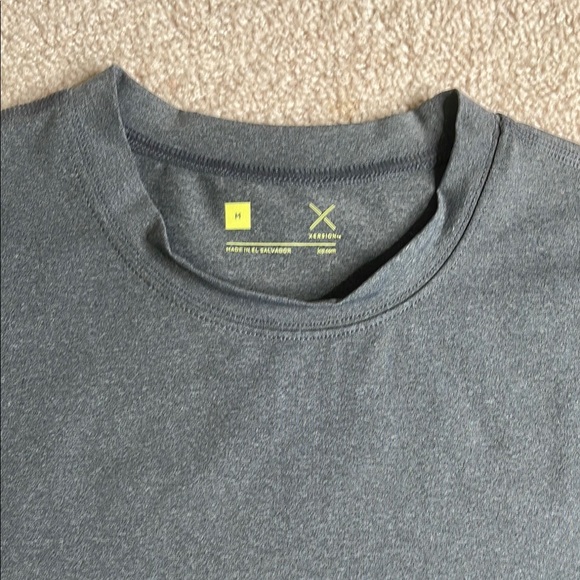 Xersion Gray Short Sleeve Compression Shirt - Picture 2 of 5